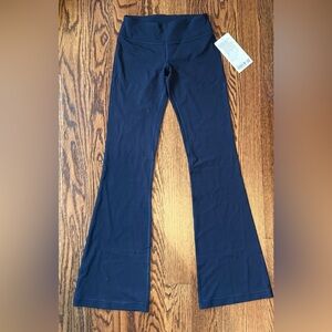 lululemon athletica Navy Blue Flared Leggings low rise align flare 4 NWT